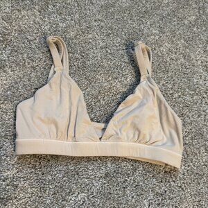 Skims Size XS sports bra bralette beige adjustable straps shapewear